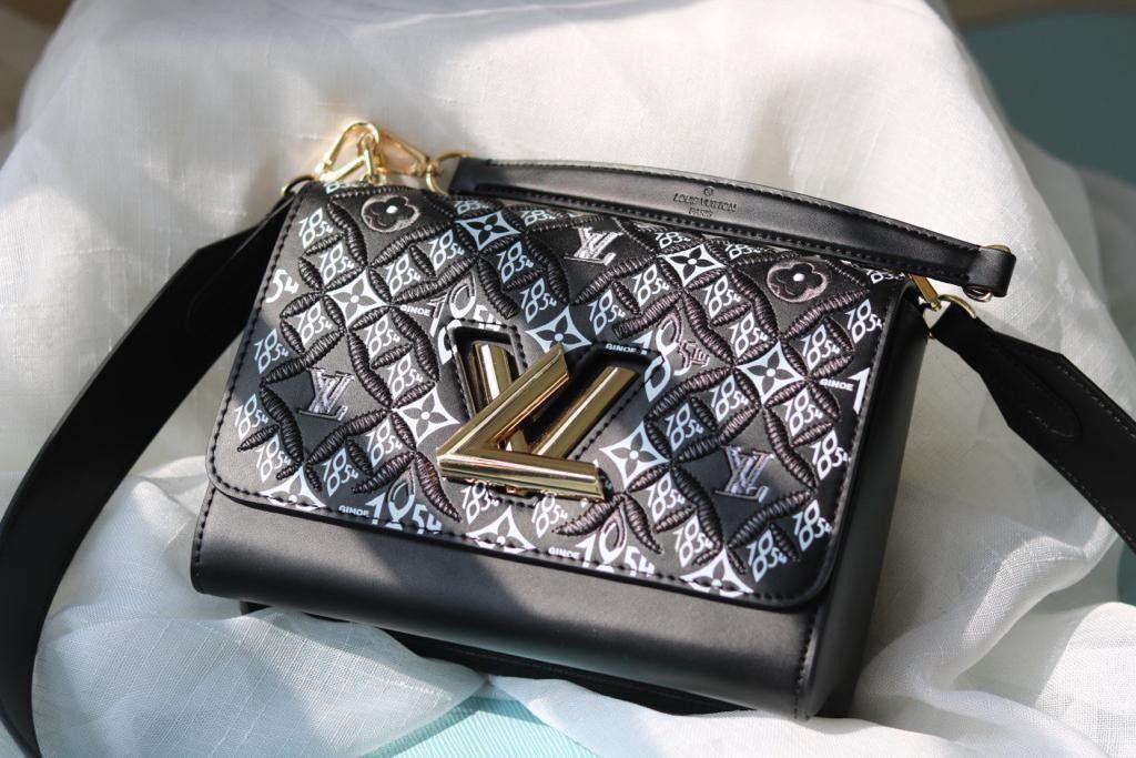 Louis Vuitton Twist MM Since 1854