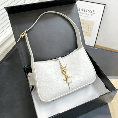 Saint Laurent Le 5 à 7 Hobo Bag