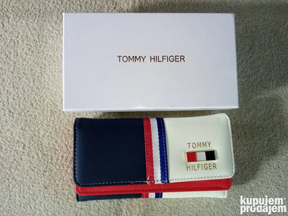 Tommy Hilfiger Continental Tri-Fold Wallet