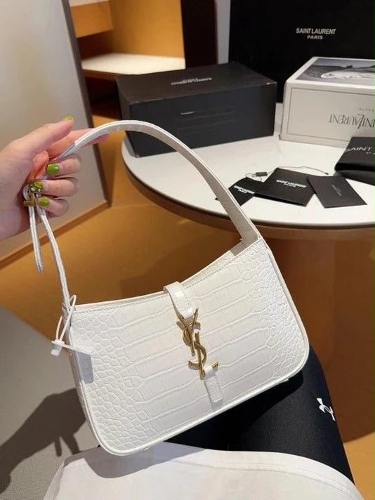 Saint Laurent Le 5 à 7 Hobo Bag