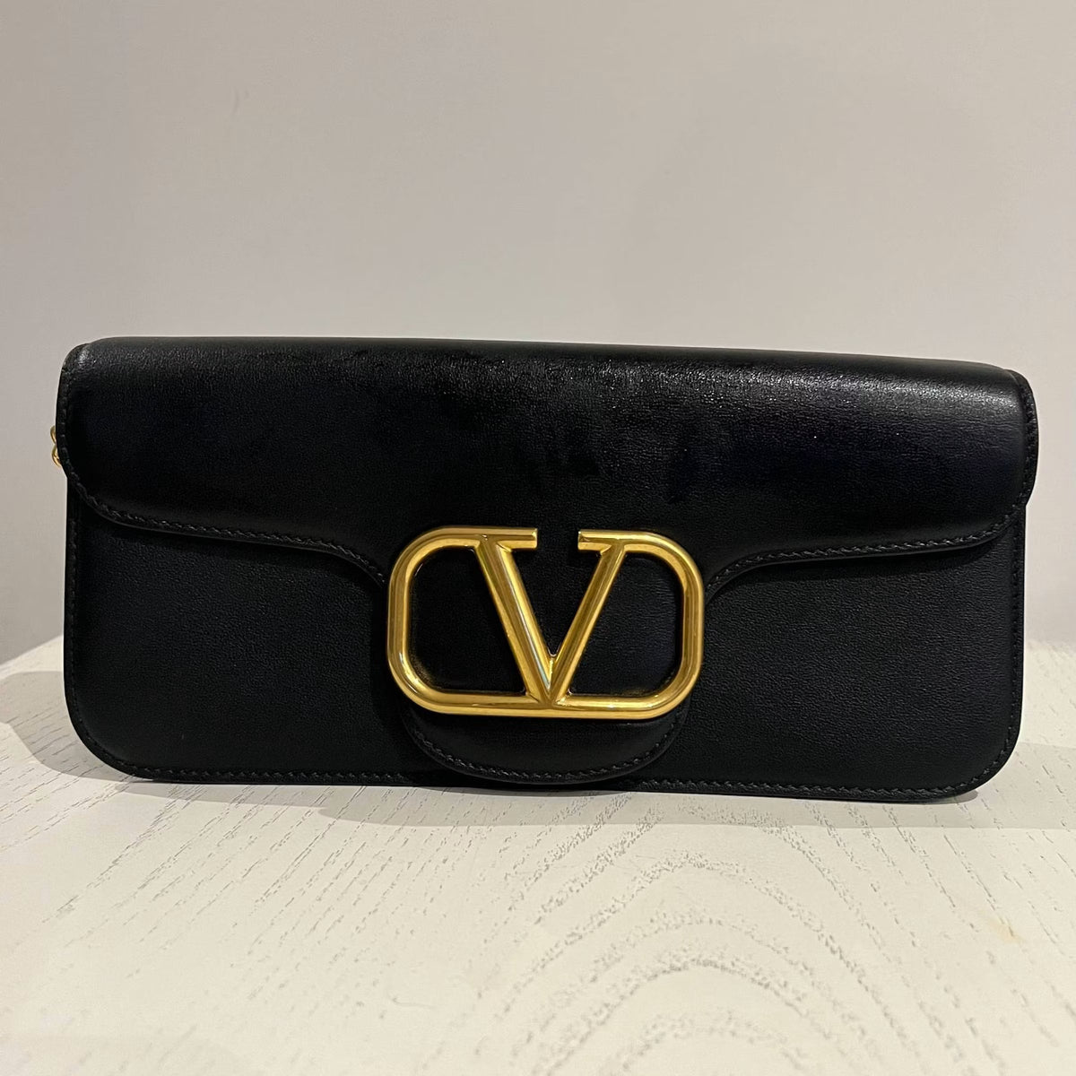 Valentino Garavani VLogo Signature Wallet