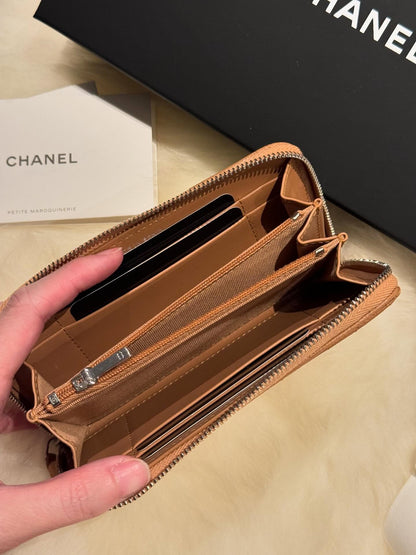 Chanel Classic Long Zipped Wallet