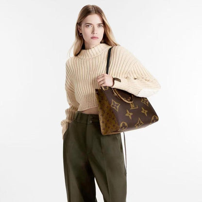 Louis Vuitton OnTheGo GM Tote Bag | LV