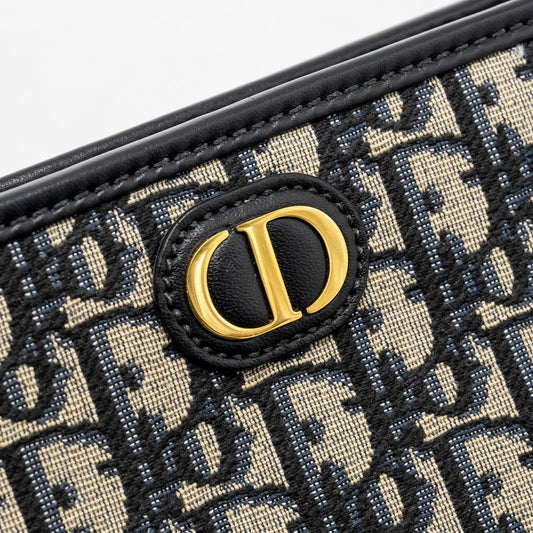 Christian Dior 30 Montaigne Long Wallet