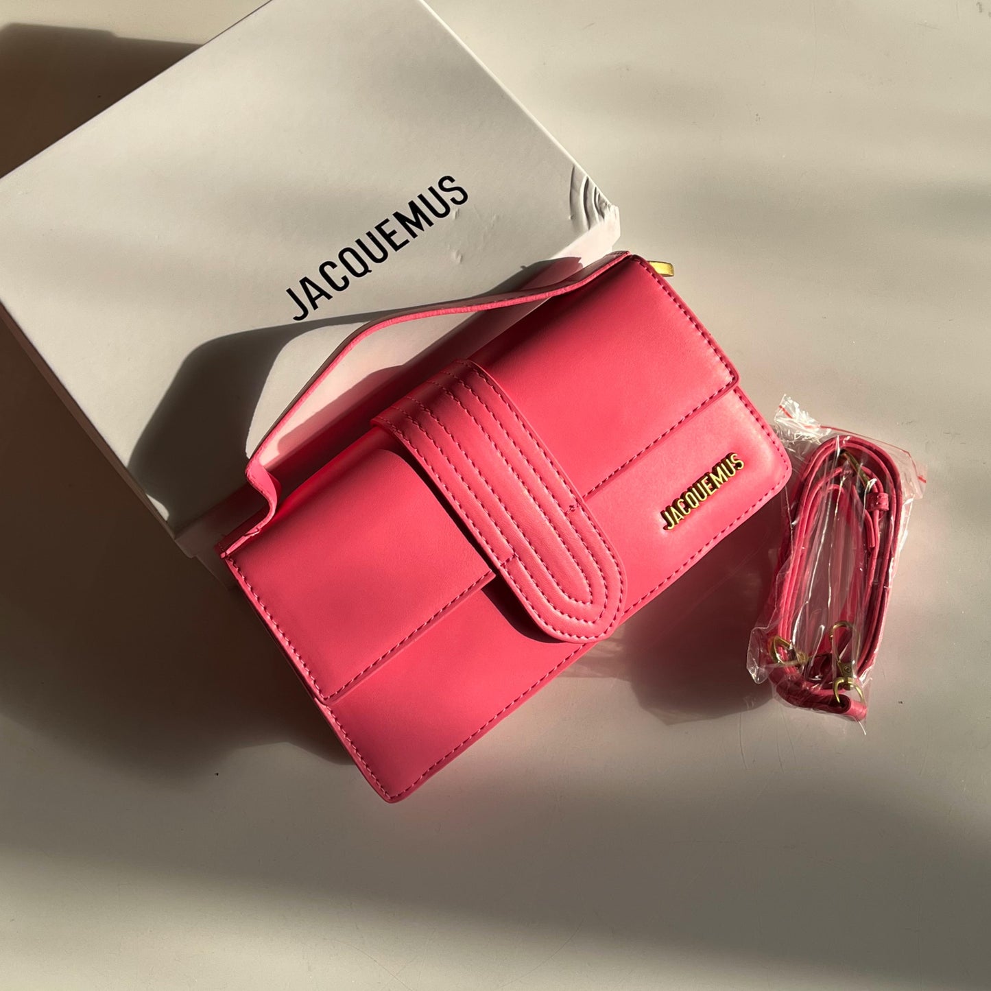 JACQUEMUS Le Grand Bambino Smooth Leather Handbag