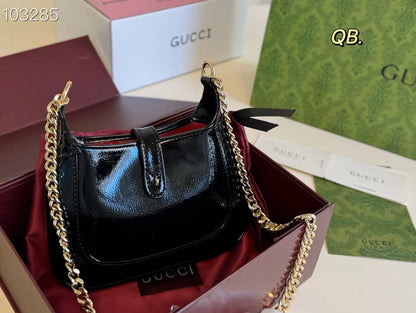 Gucci Jackie Notte Mini Patent Leather Shoulder Bag
