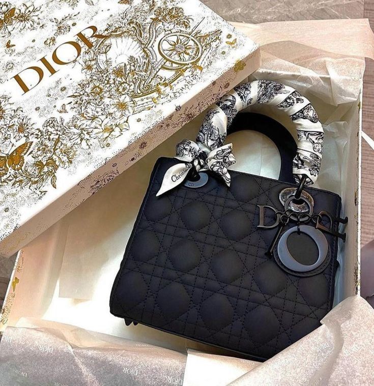 Christian Dior | Mini Lady Dior Bag