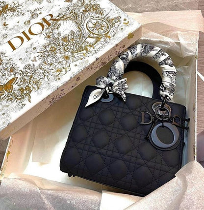 Christian Dior | Mini Lady Dior Bag