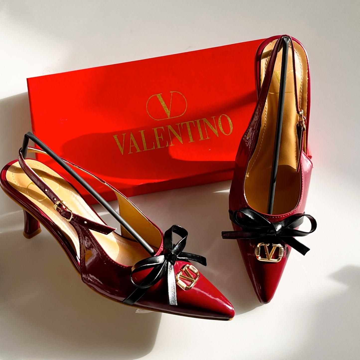 Valentino Garavani Bepointy Slingback Pumps