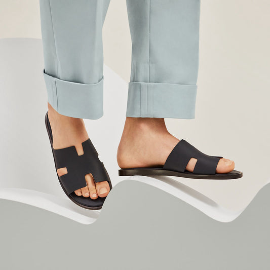 HERMÈS Izmir Calfskin Sandals