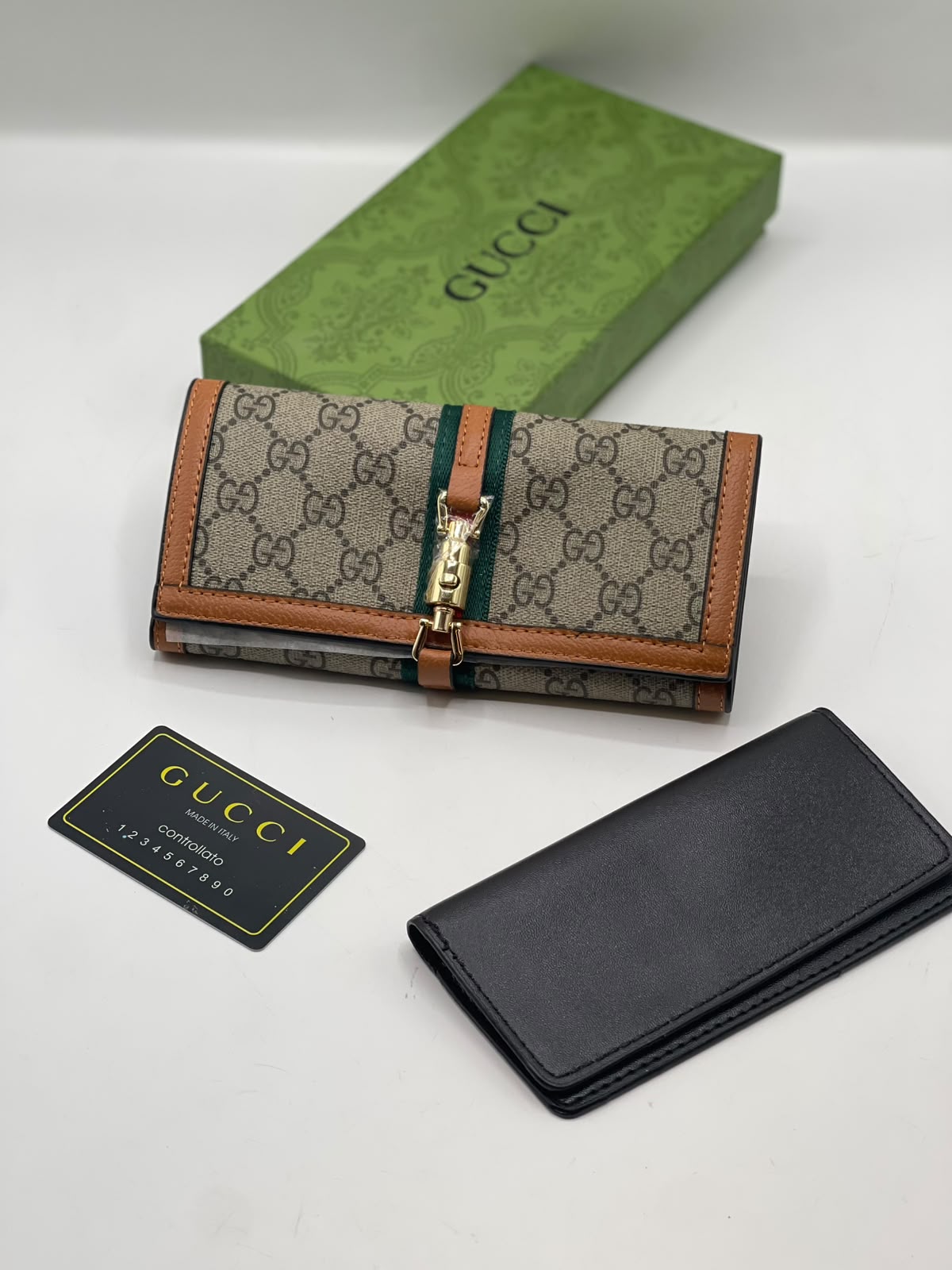 Gucci Jackie 1961 Chain Wallet