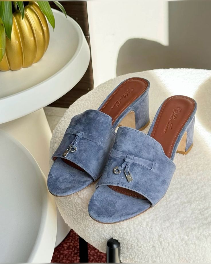 Loro Piana Summer Charms Sandal
