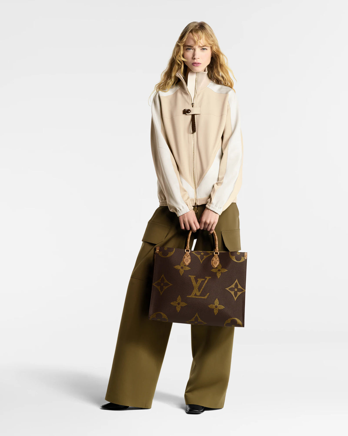 Louis Vuitton OnTheGo GM Tote Bag | LV